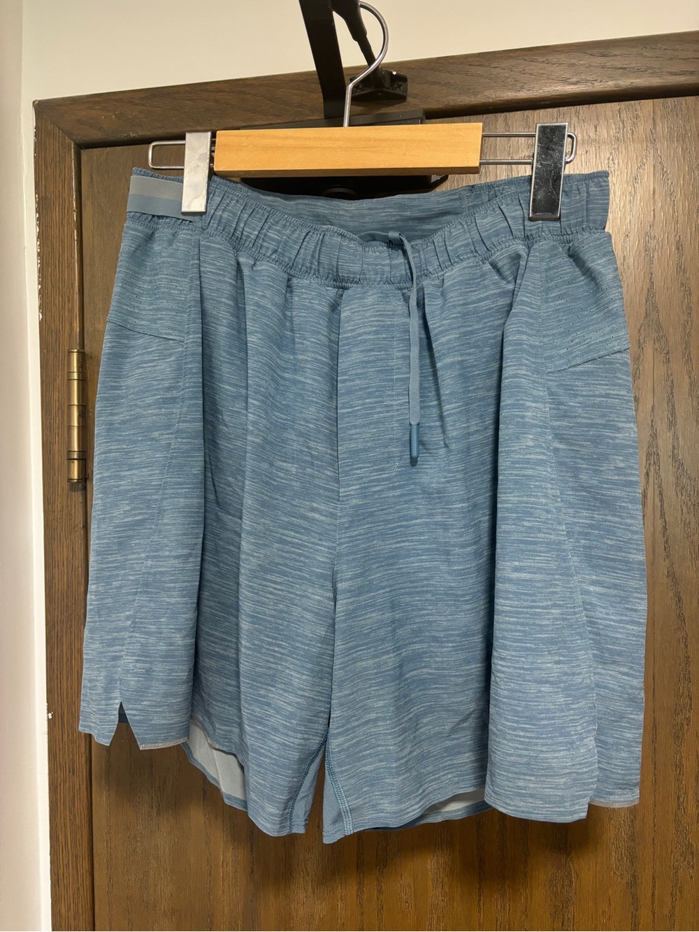Lululemon T.H.E Short 9" Lined Size Medium Blue